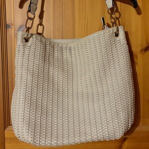 Shoulder bag purse crème color medium size unknown brand